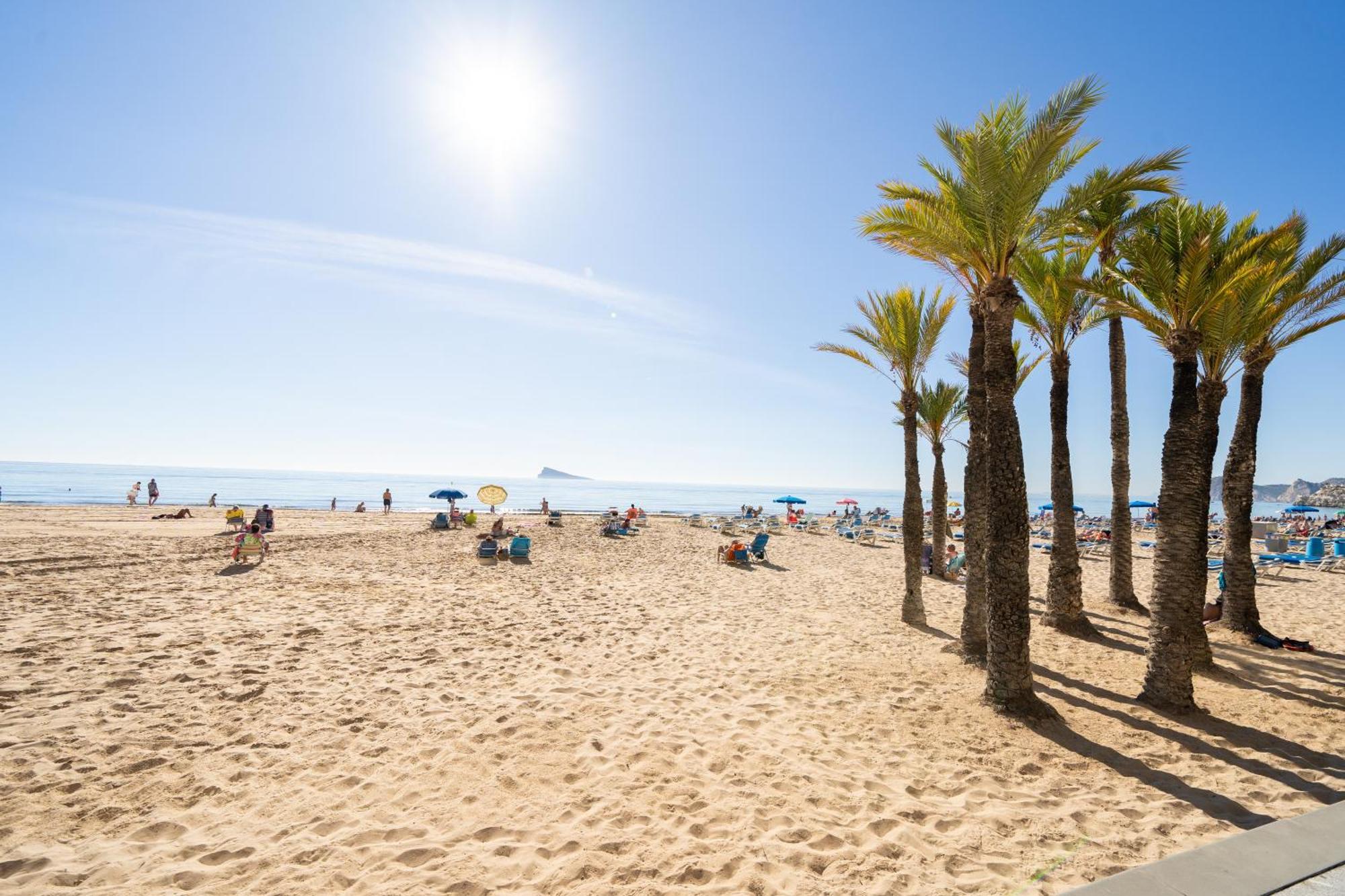 Primera línea playa levante Benidorm Exterior foto