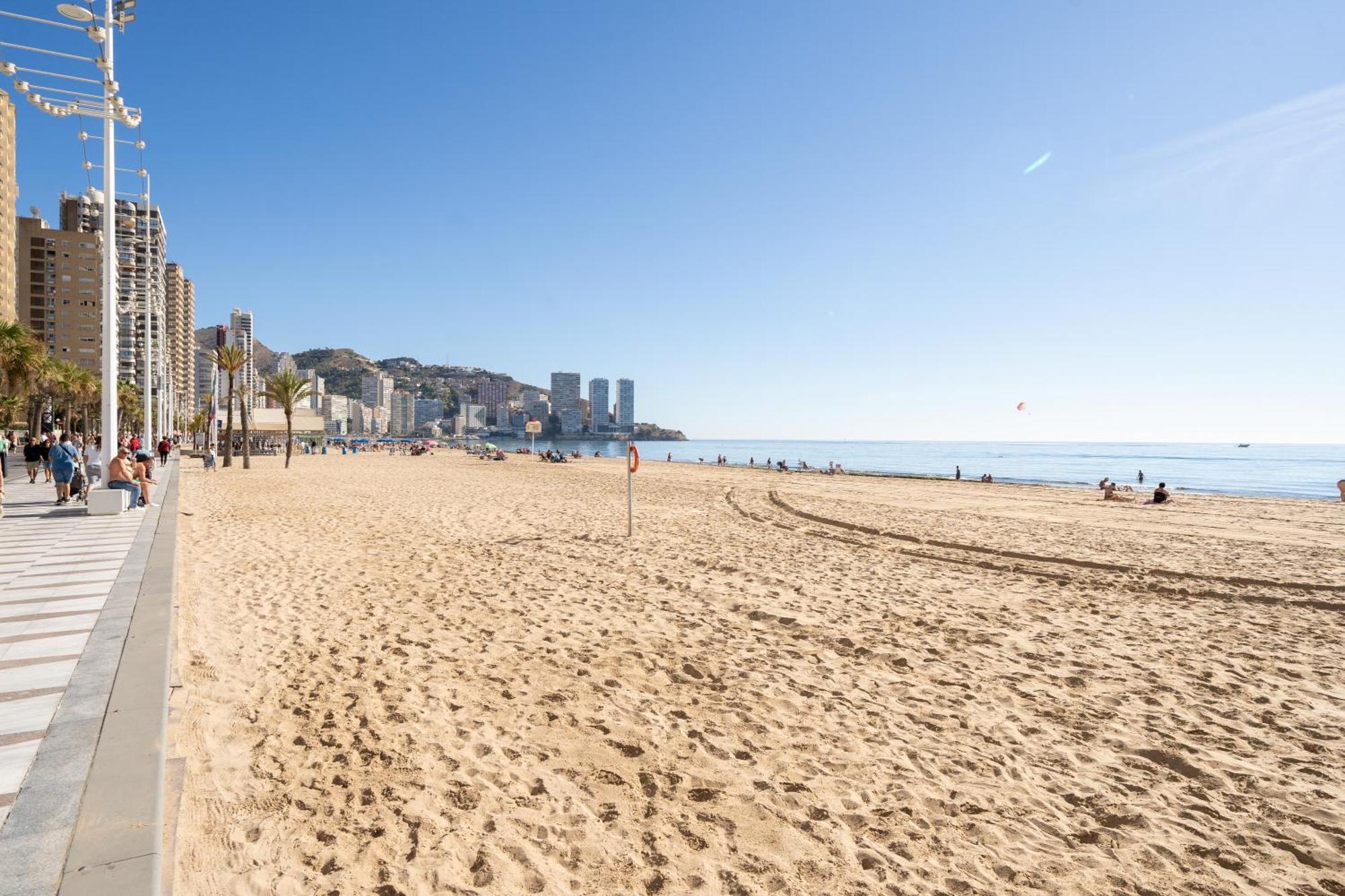 Primera línea playa levante Benidorm Exterior foto