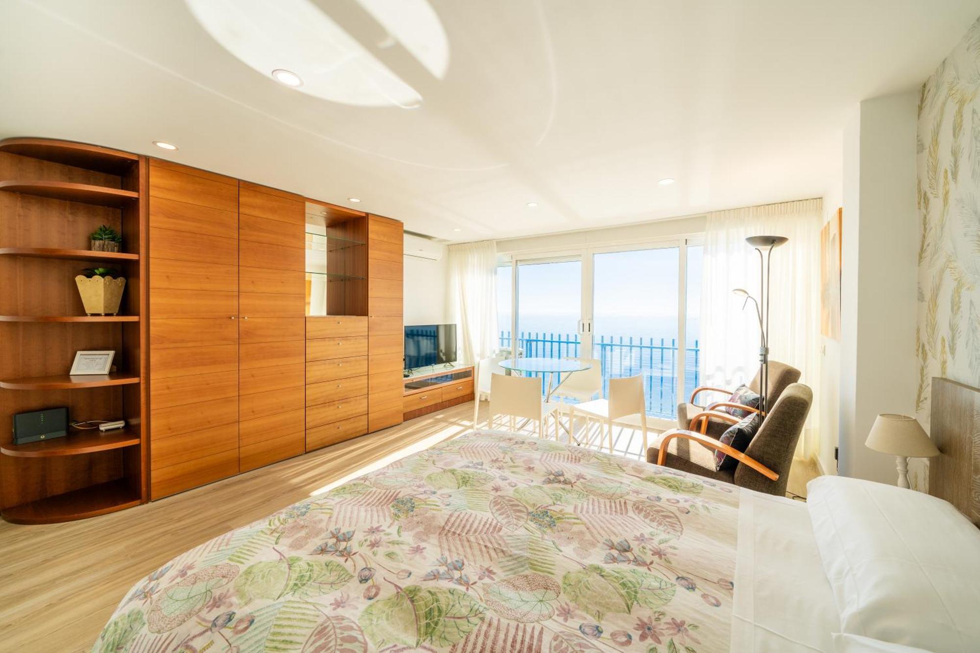 Primera línea playa levante Benidorm Exterior foto