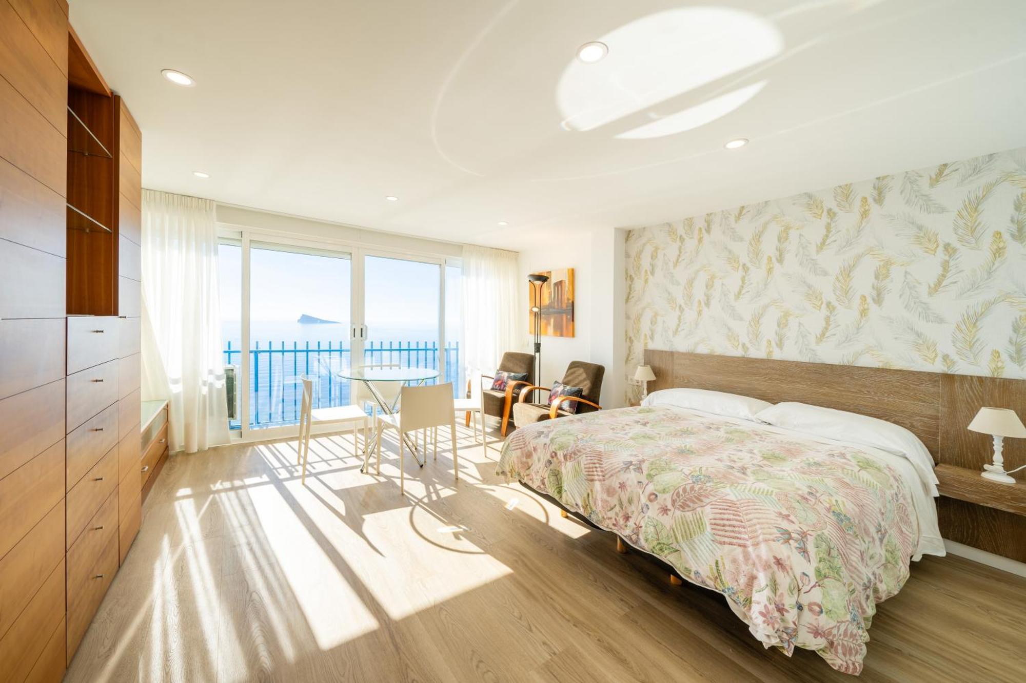 Primera línea playa levante Benidorm Exterior foto